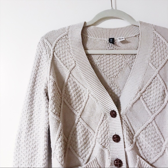 BDG - Grandpa Sweater - Picture 2 of 5